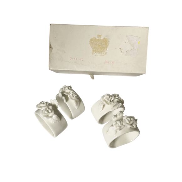 Vintage Set of 4 White Porcelain Roses Napkin Rings - Picture 5 of 6